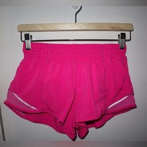 Lululemon Hotty Hot Shorts 2.5 inch